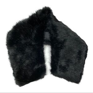 Black Faux Fur Collar Shawl